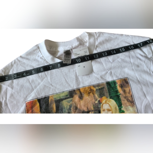GILDEN | 100% COTTON | FRIENDS GRAPHIC T-SHIRT | SIZE MEDIUM - Picture 6 of 13